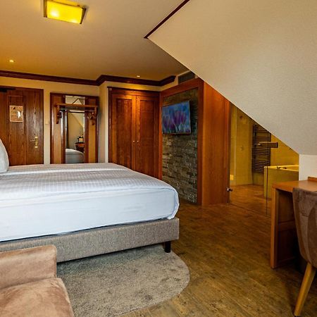 Hotel Spa Restaurant Domaine Du Moulin Енсисайм Екстериор снимка